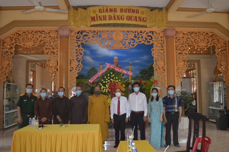 Lãnh đạo tỉnh BRVT thăm, chúc mừng Phật đản Ban Trị sự GHPGVN thành phố Bà Rịa